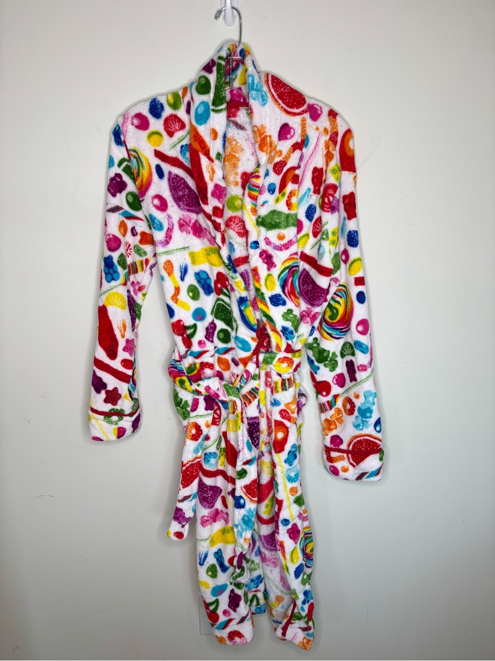 Adult Dylan's Candy Bar Fuzzy Candy Spill
Bathrobe Plush White Colorful XS